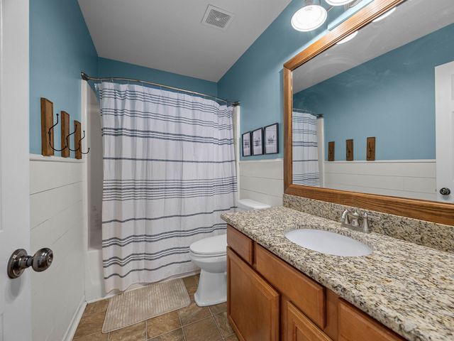 15 Camrose Drive, Greer, SC 29651