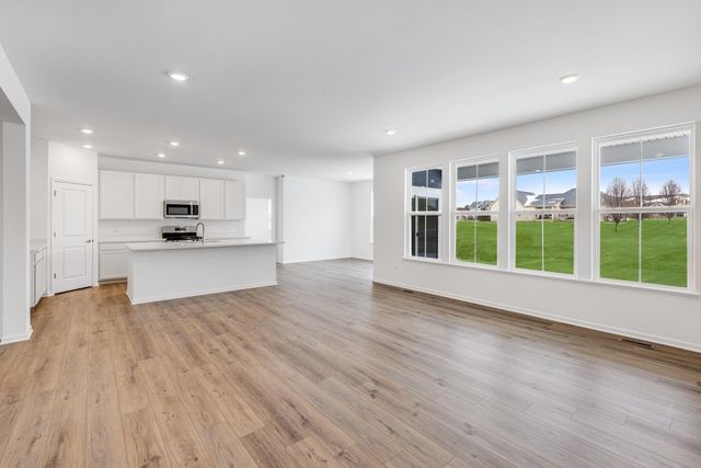 6040 E 112th Place, Winfield, IN 46307
