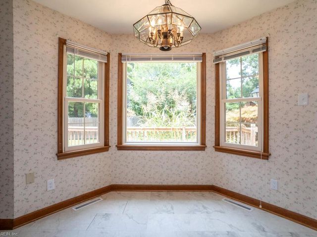 4248 Cheswick LN, Virginia Beach, VA 23455