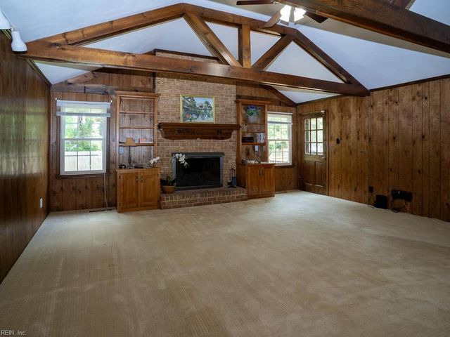 4248 Cheswick LN, Virginia Beach, VA 23455