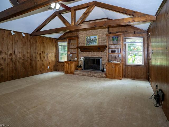 4248 Cheswick LN, Virginia Beach, VA 23455
