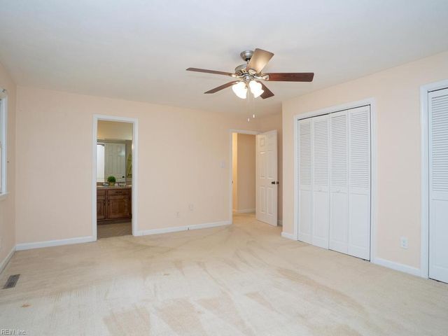 4248 Cheswick LN, Virginia Beach, VA 23455