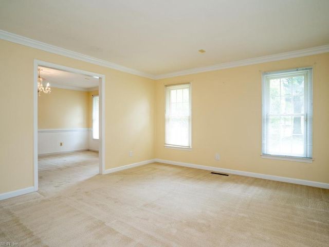 4248 Cheswick LN, Virginia Beach, VA 23455