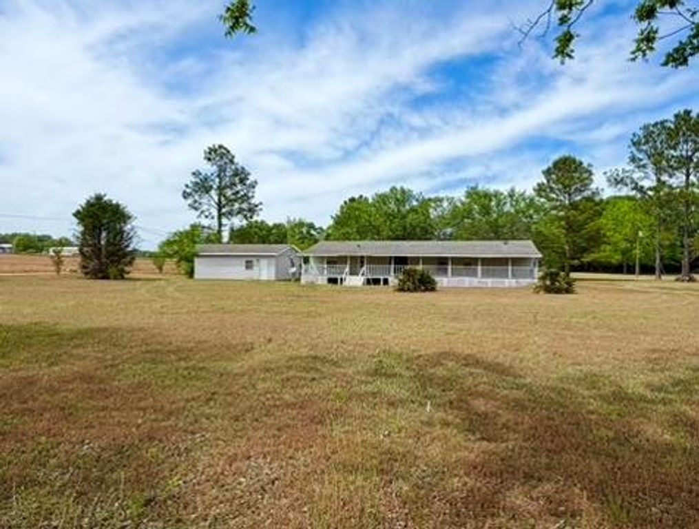 82 Sketo Rd, Dothan, AL 36303