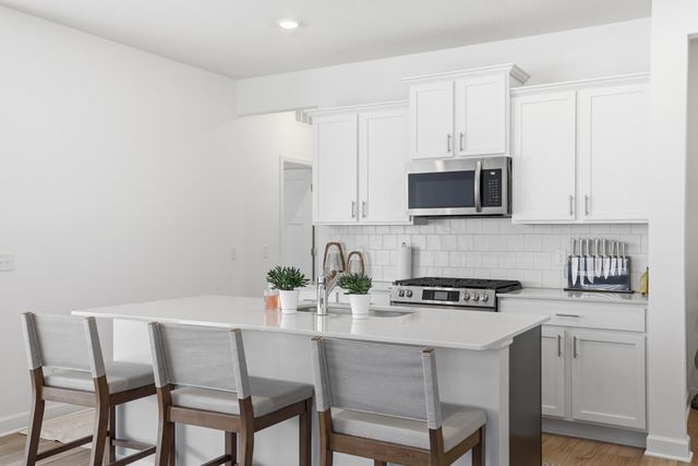 10644 Hinton Avenue S, Cottage Grove, MN 55016