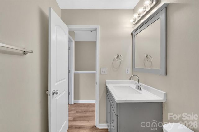 8500 Four Sisters Lane, Charlotte, NC 28215