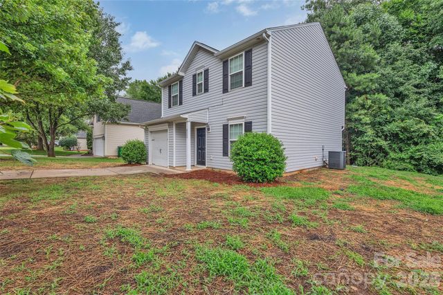 8500 Four Sisters Lane, Charlotte, NC 28215