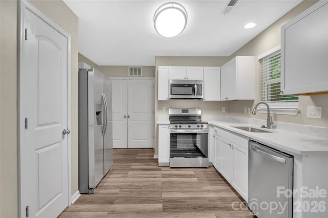 8500 Four Sisters Lane, Charlotte, NC 28215