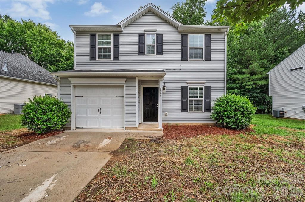 8500 Four Sisters Lane, Charlotte, NC 28215