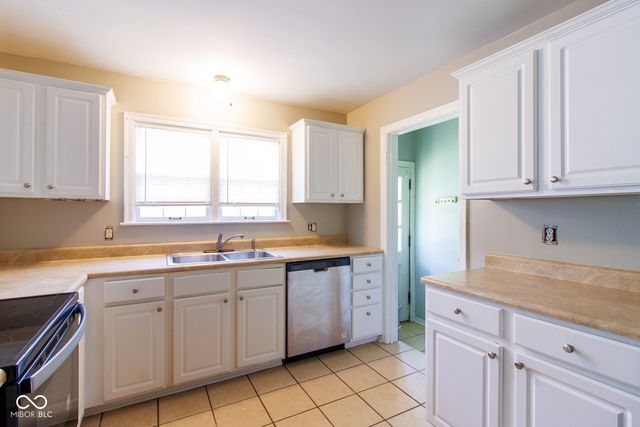 6149 Broadway Street, Indianapolis, IN 46220