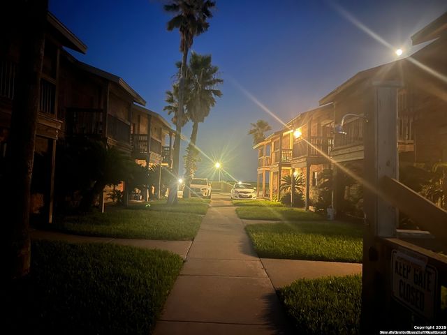 15217 Leeward Dr Apt B1, Corpus Christi, TX 78418