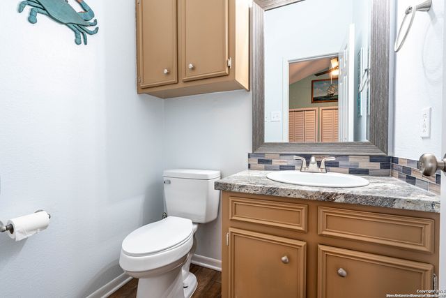 15217 Leeward Dr Apt B1, Corpus Christi, TX 78418