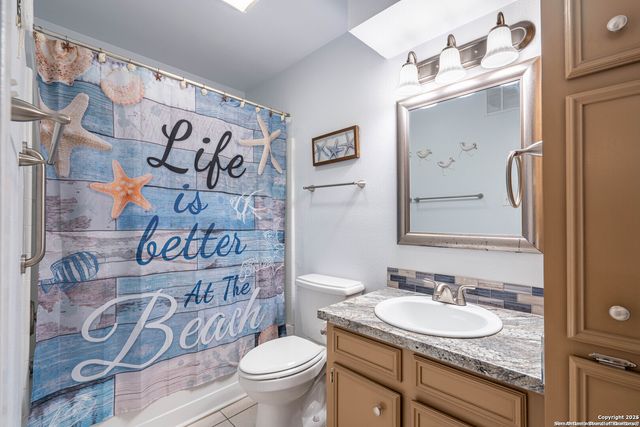 15217 Leeward Dr Apt B1, Corpus Christi, TX 78418