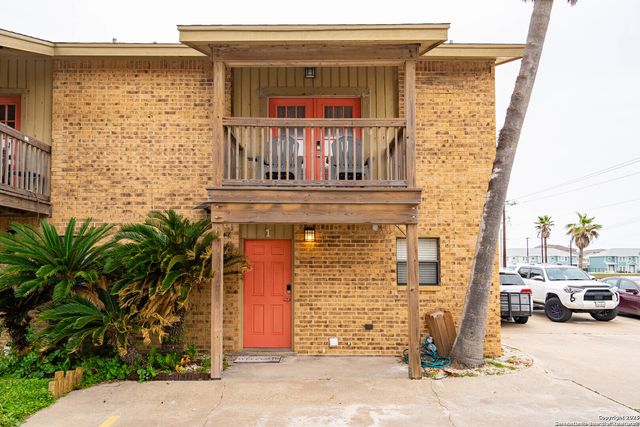 15217 Leeward Dr Apt B1, Corpus Christi, TX 78418