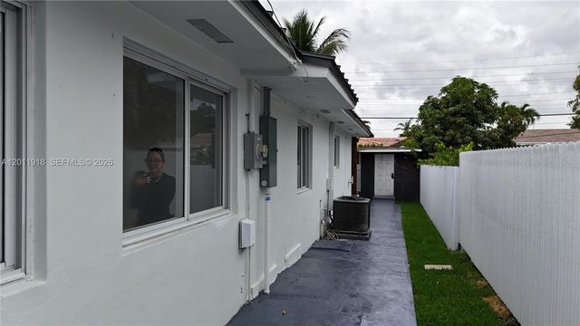 3536 NW 14th Ter, Miami, FL 33125