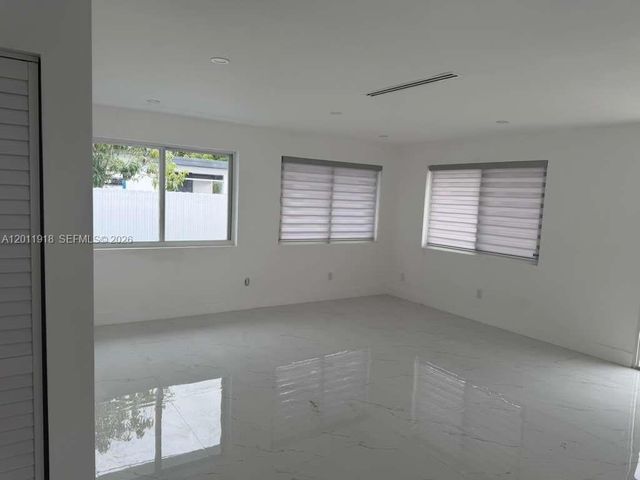 3536 NW 14th Ter, Miami, FL 33125