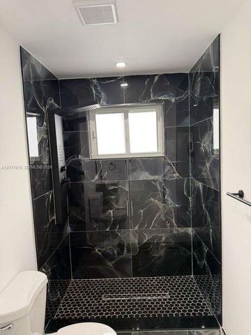 3536 NW 14th Ter, Miami, FL 33125