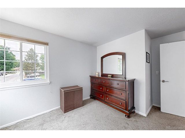 8462 S Upham Way, Littleton, CO 80128