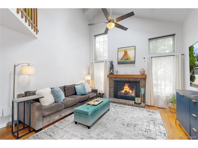 8462 S Upham Way, Littleton, CO 80128