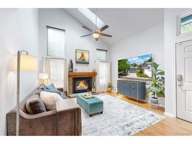 8462 S Upham Way, Littleton, CO 80128