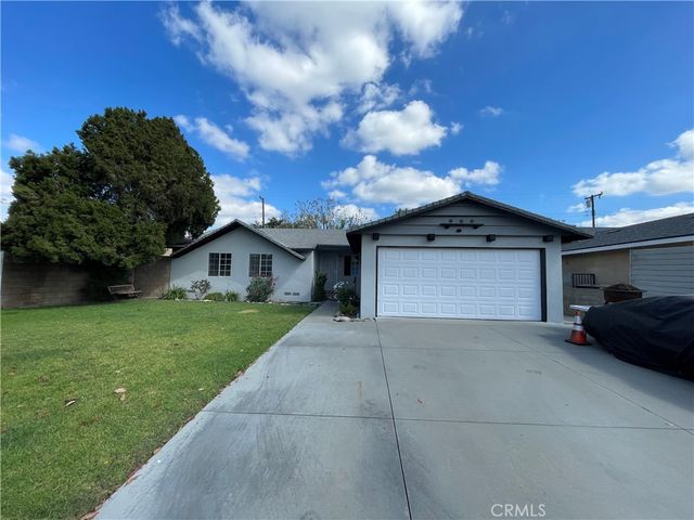 443 W Houston, Fullerton, CA 92832