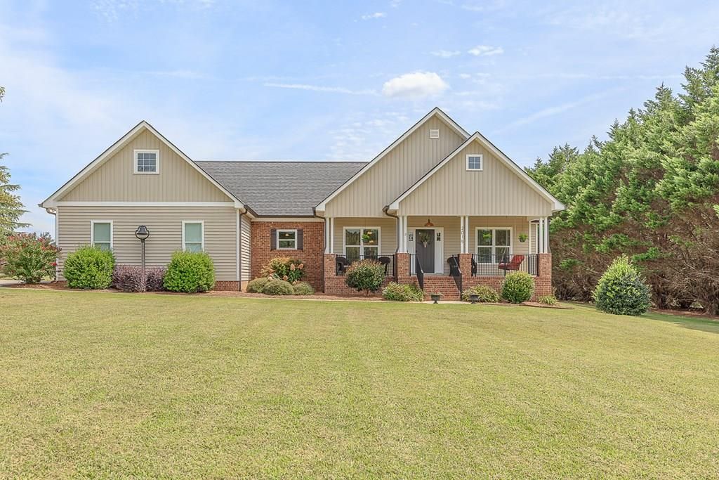 2015 Smokerise Drive, Dalton, GA 30721