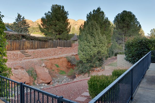 120 MONTAZONA Trail, Sedona, AZ 86351
