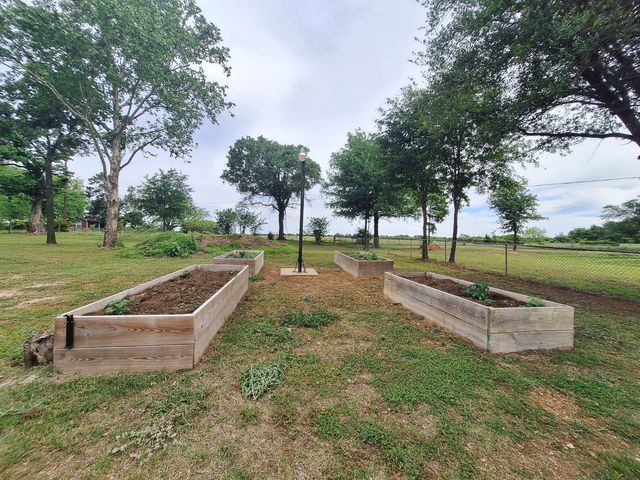 601 Vz County Road 2512, Canton, TX 75103