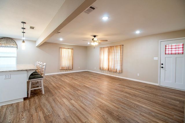 601 Vz County Road 2512, Canton, TX 75103