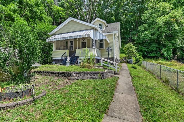 244 Hickory St, Kennedy Twp, PA 15136