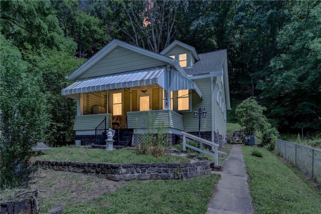 244 Hickory St, Kennedy Twp, PA 15136