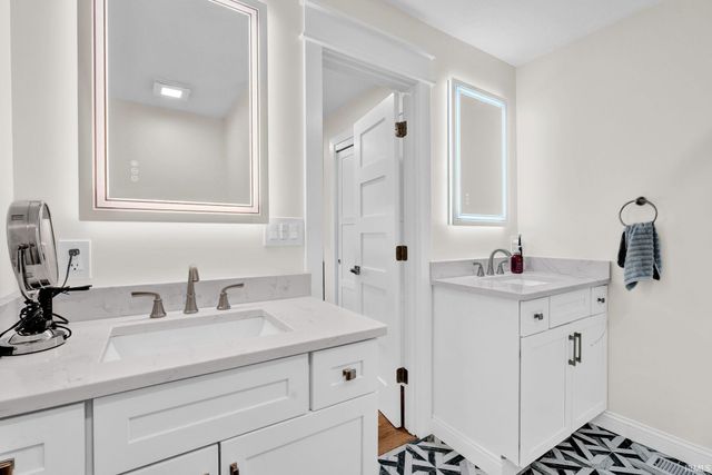 1700 N Allen Court, Ellettsville, IN 47429