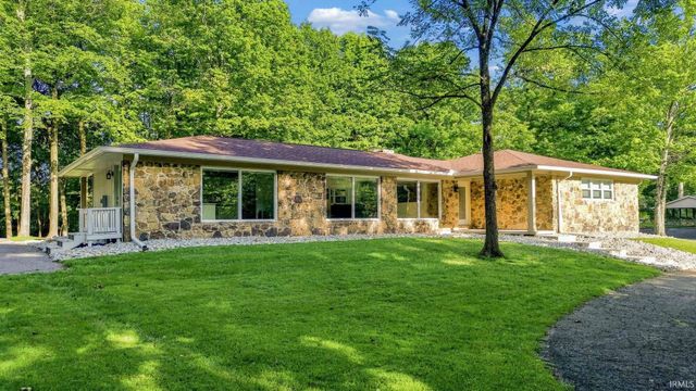 1700 N Allen Court, Ellettsville, IN 47429