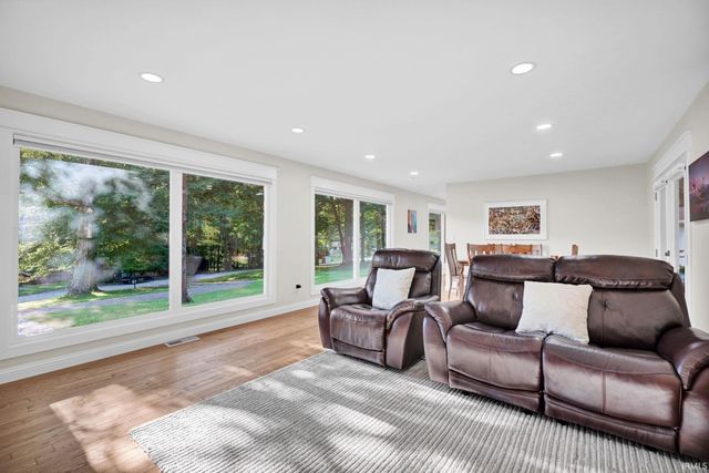 1700 N Allen Court, Ellettsville, IN 47429