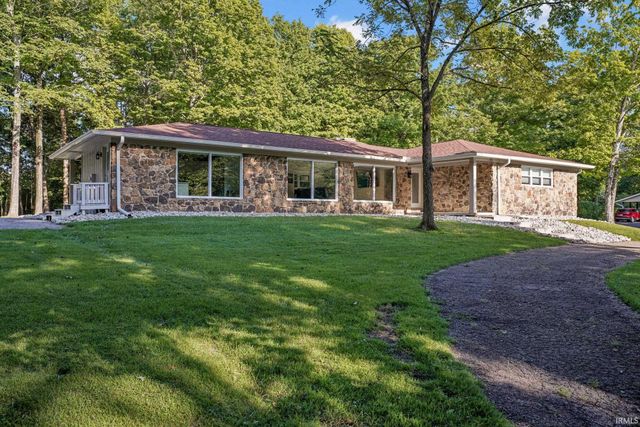 1700 N Allen Court, Ellettsville, IN 47429