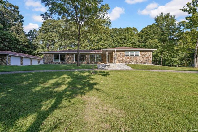 1700 N Allen Court, Ellettsville, IN 47429
