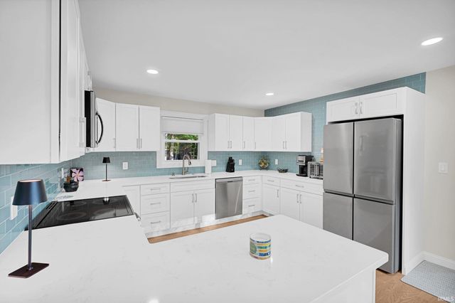 1700 N Allen Court, Ellettsville, IN 47429