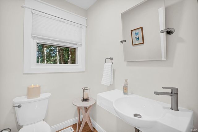 1700 N Allen Court, Ellettsville, IN 47429