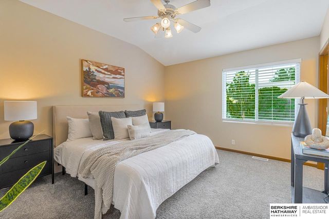 2506 Hogantown Drive, Bellevue, NE 68123