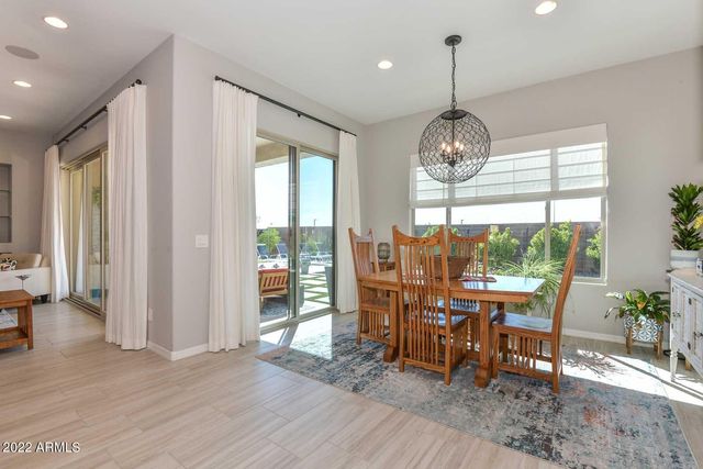 9661 W Patrick Lane, Peoria, AZ 85383