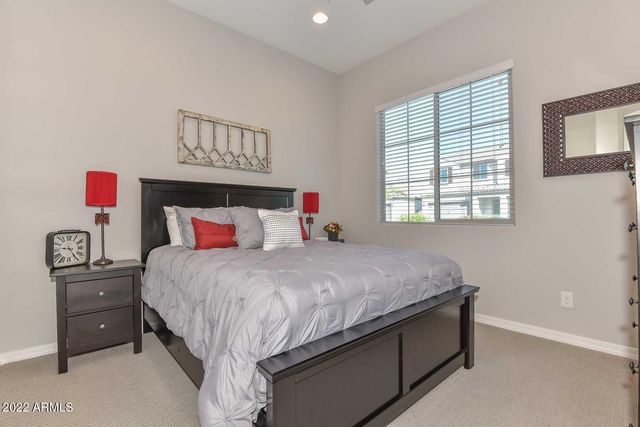 9661 W Patrick Lane, Peoria, AZ 85383