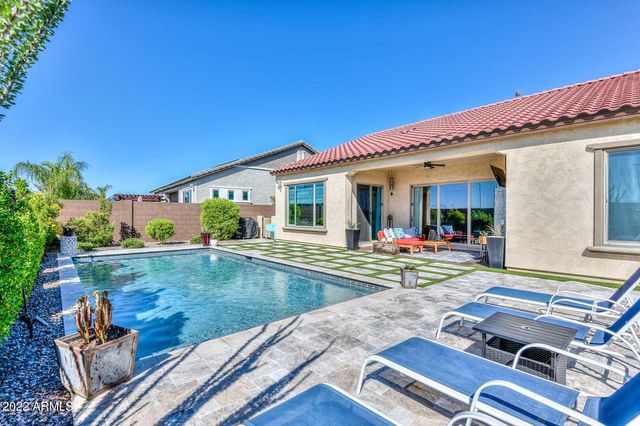 9661 W Patrick Lane, Peoria, AZ 85383