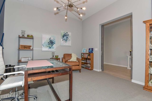 9661 W Patrick Lane, Peoria, AZ 85383