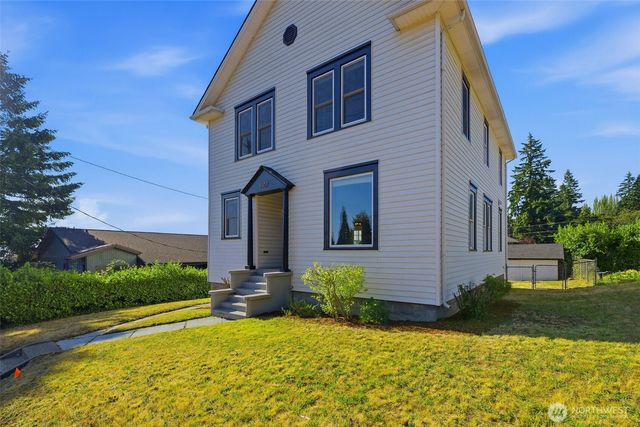 1607 Burwell Street, Bremerton, WA 98337