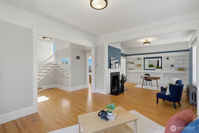 1607 Burwell Street, Bremerton, WA 98337