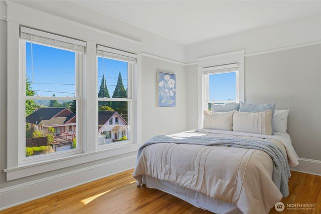 1607 Burwell Street, Bremerton, WA 98337