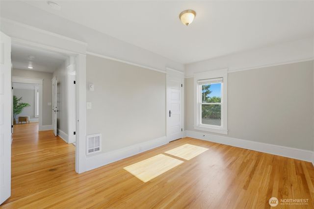 1607 Burwell Street, Bremerton, WA 98337