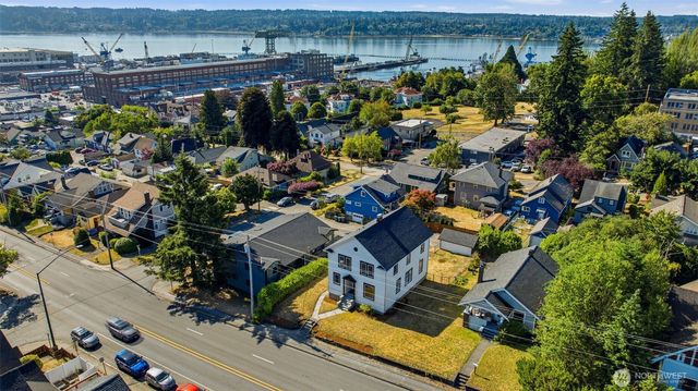 1607 Burwell Street, Bremerton, WA 98337