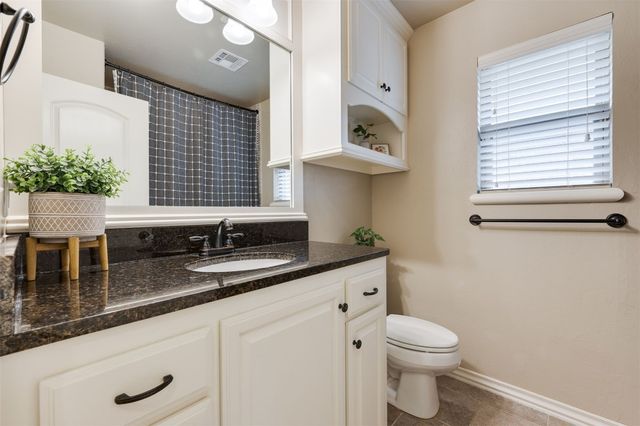 1319 Ladera Circle, Moore, OK 73160