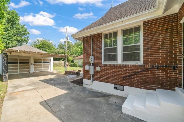 910 KENSINGTON PL, Memphis, TN 38107